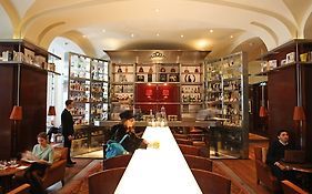 Hotel Le Royal Monceau Raffles Paris